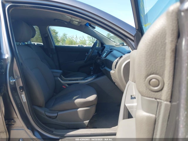 KNDPBCAC3E7587943 KIA Sportage Lx