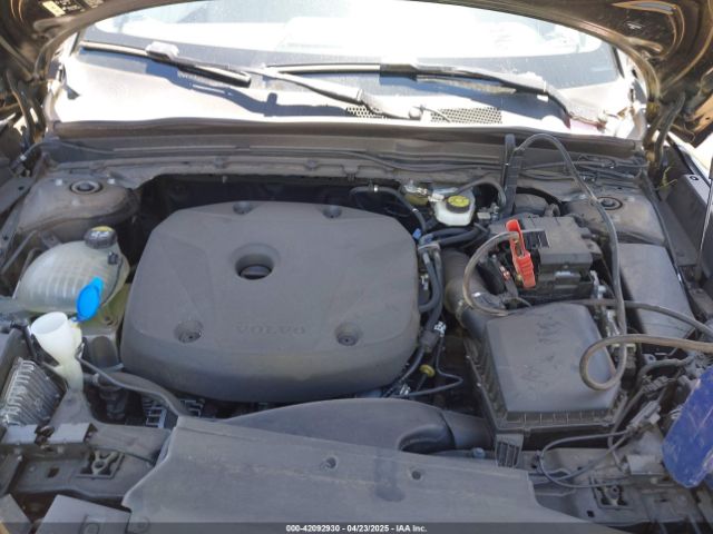 YV4AC2HK4L2226318 Volvo Xc40 T4 Momentum