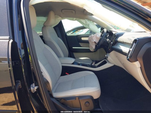 YV4AC2HK4L2226318 Volvo Xc40 T4 Momentum