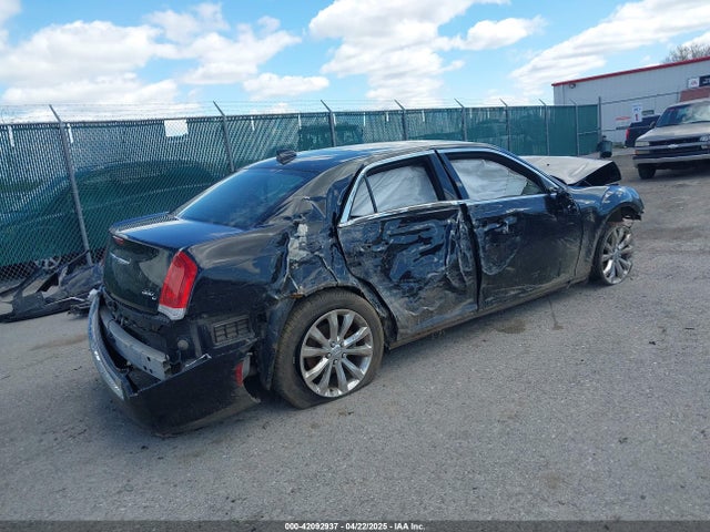Chrysler 300c Awd 2016 2C3CCAKG4GH325443 Image 4