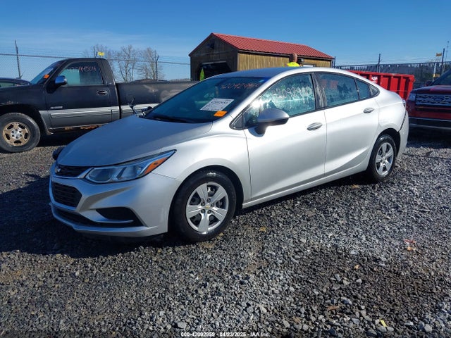 1G1BC5SMXH7110305 Chevrolet Cruze Ls Auto