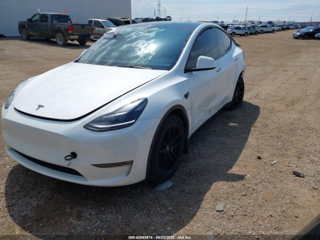 7SAYGAEE8NF547845 Tesla Model Y