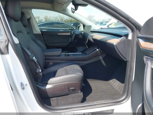 7SAYGAEE8NF547845 Tesla Model Y