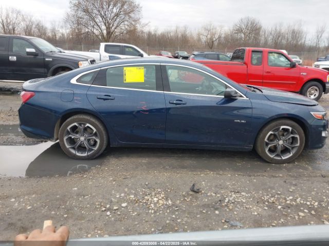 1G1ZD5ST1NF180800 Chevrolet Malibu Fwd Lt