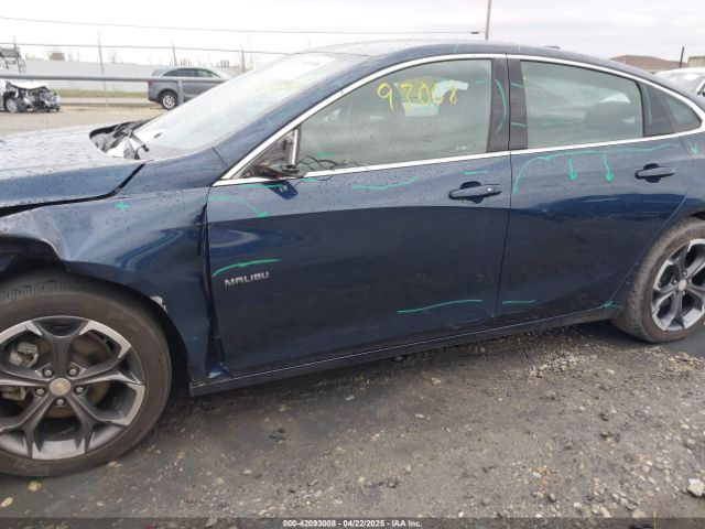 1G1ZD5ST1NF180800 Chevrolet Malibu Fwd Lt