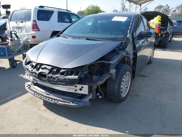 JTDKBRFU0G3503585 Toyota Prius Two