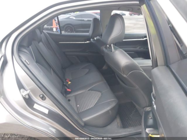 4T1B11HK6JU036332 Toyota CAMRY SE
