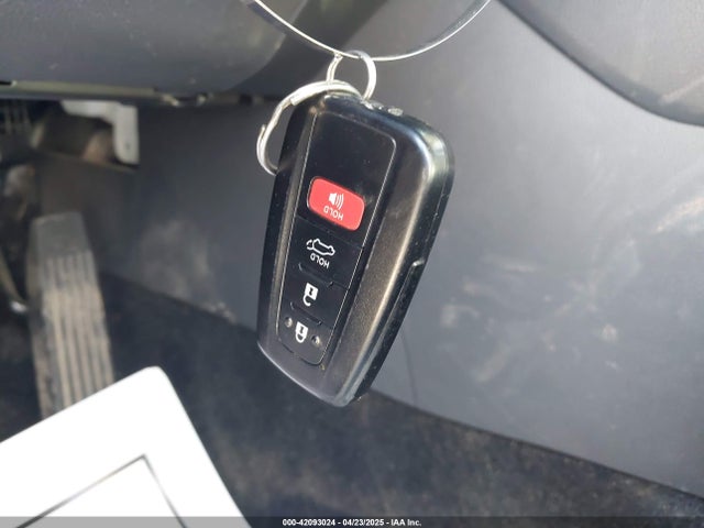 JTMN1RFV3KD521977 Toyota Rav4 Limited