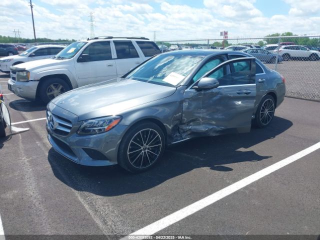W1KWF8DBXMR645829 Mercedes-Benz C 300 Sedan