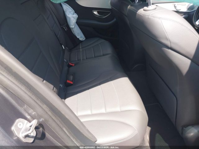W1KWF8DBXMR645829 Mercedes-Benz C 300 Sedan