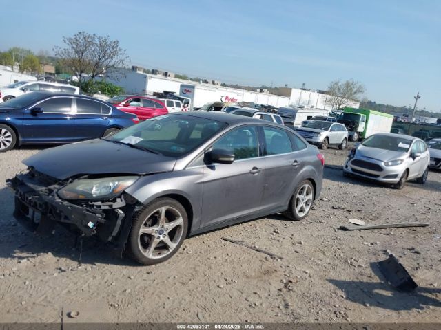 1FADP3J24EL241067 Ford Focus Titanium