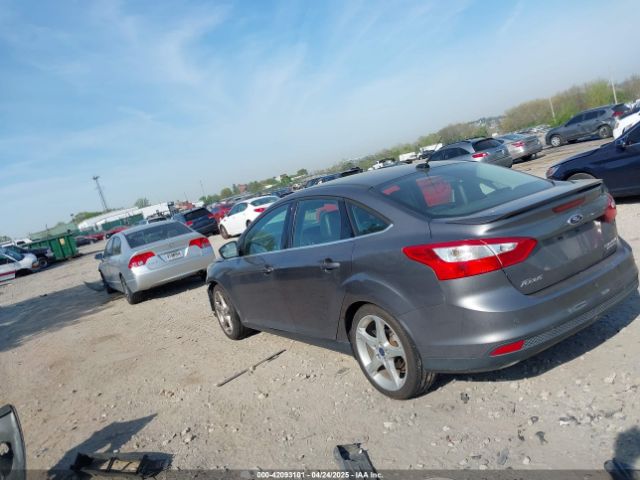 1FADP3J24EL241067 Ford Focus Titanium