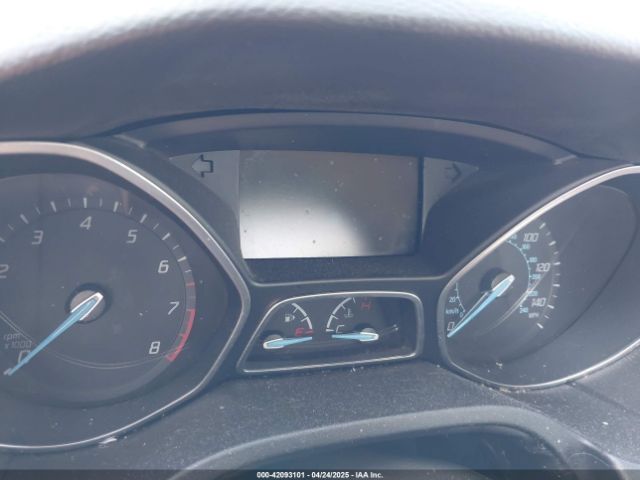 1FADP3J24EL241067 Ford Focus Titanium