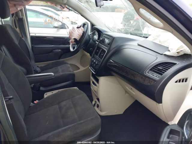 2C4RDGBG0ER355729 Dodge Grand Caravan Se