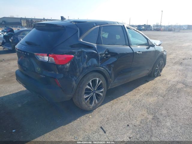 2021 FORD ESCAPE 1FMCU9BZ9MUB21590 Photo 3