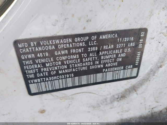 2017 VOLKSWAGEN PASSAT 1VWBT7A30HC037915 Photo 8