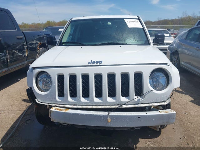 1C4NJPBA2GD502240 Jeep Patriot Sport