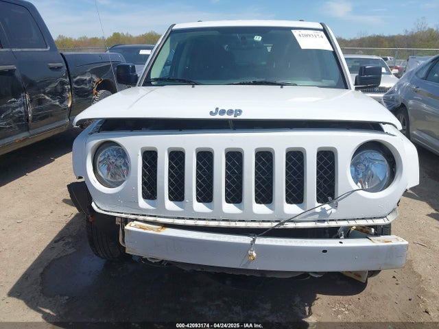 1C4NJPBA2GD502240 Jeep Patriot Sport