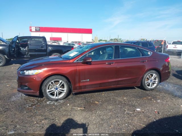 3FA6P0RU5FR167450 Ford Fusion Hybrid Titanium