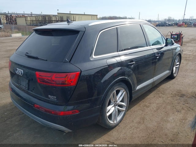 2018 AUDI Q7 WA1VAAF75JD045016 Photo 3