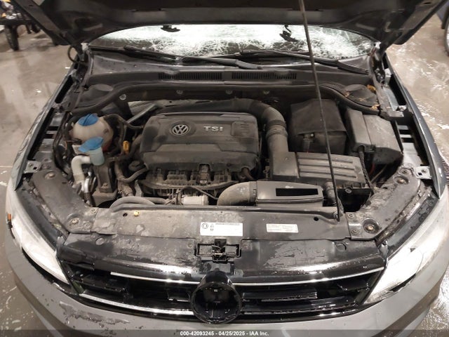 3VWL17AJ9HM211052 Volkswagen Jetta 1.8t Sel