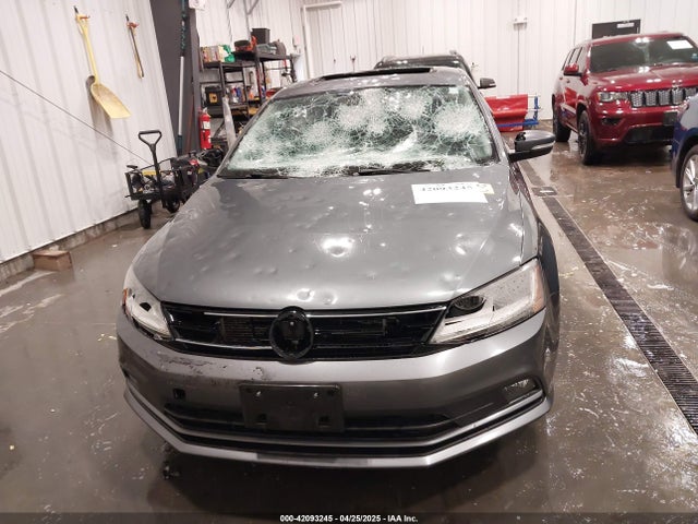 3VWL17AJ9HM211052 Volkswagen Jetta 1.8t Sel