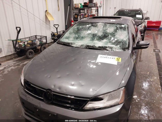 3VWL17AJ9HM211052 Volkswagen Jetta 1.8t Sel