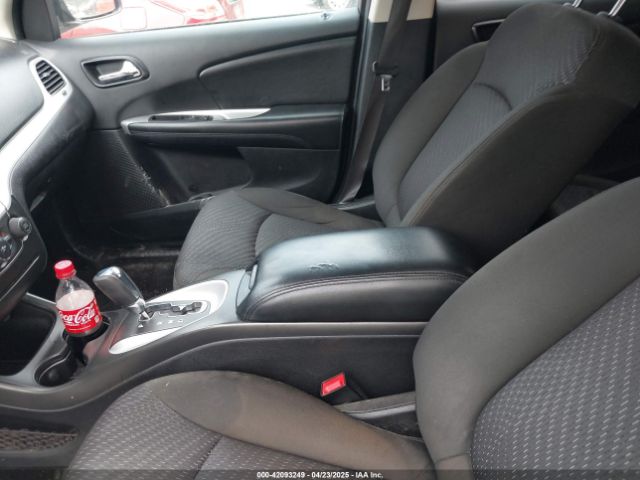 3C4PDCBB9KT718185 Dodge JOURNEY SE