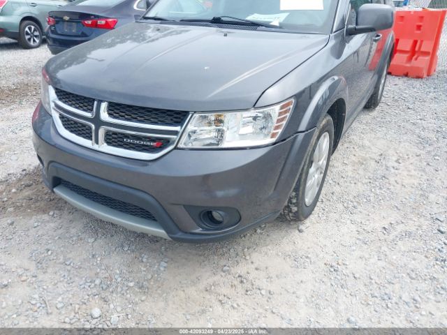 3C4PDCBB9KT718185 Dodge JOURNEY SE