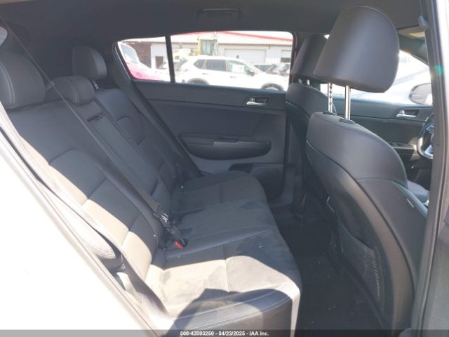 KNDP63AC0L7742675 KIA SPORTAGE S