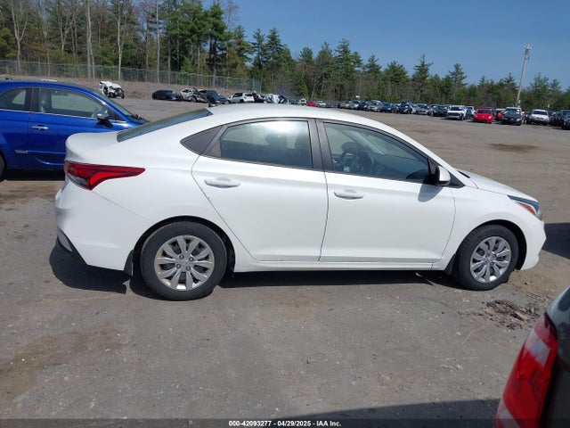 3KPC24A3XJE020725 Hyundai Accent