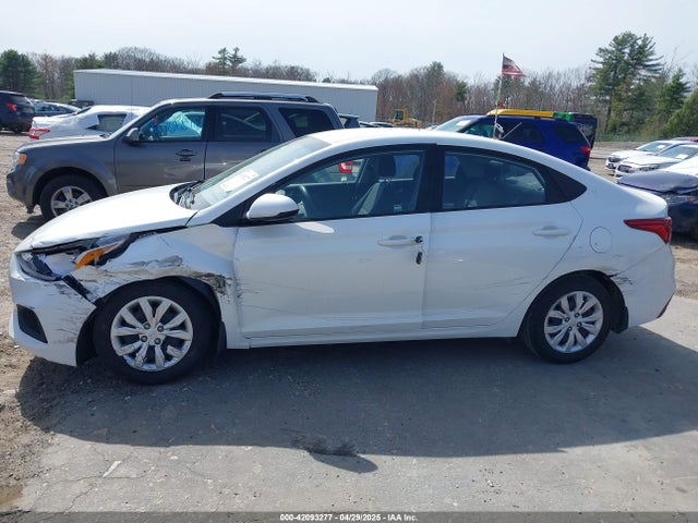 3KPC24A3XJE020725 Hyundai Accent
