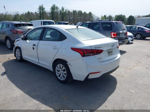 3KPC24A3XJE020725 Hyundai Accent