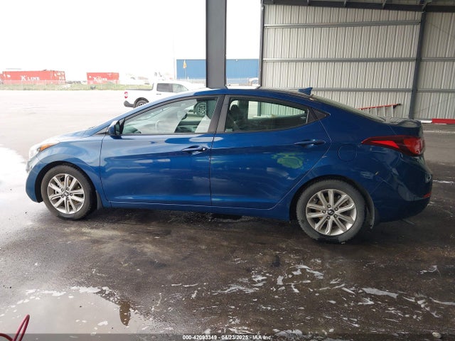 KMHDH4AE3GU519912 Hyundai ELANTRA SE