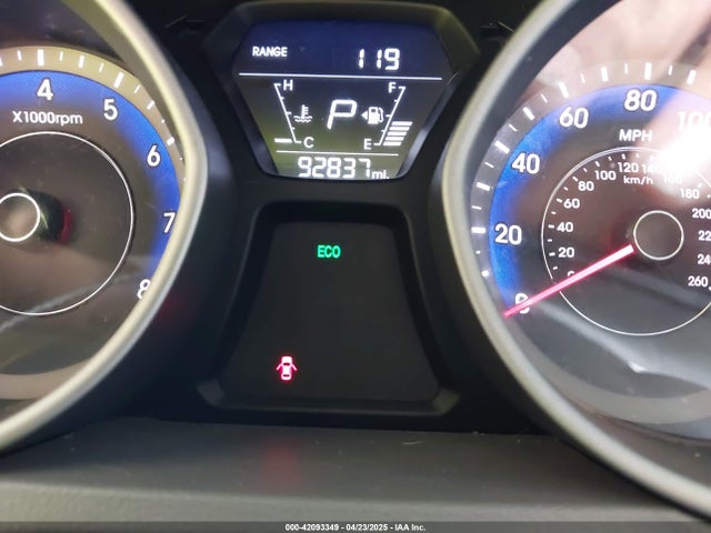 KMHDH4AE3GU519912 Hyundai ELANTRA SE