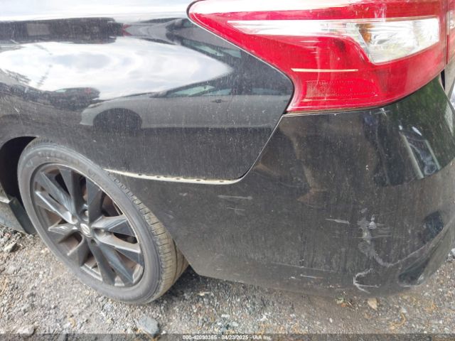 3N1AB7AP7JY279878 Nissan SENTRA SR
