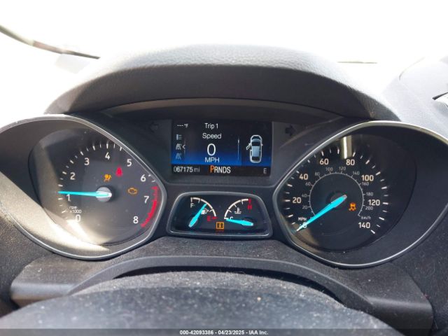 1FMCU9HD9KUB73827 Ford ESCAPE SEL