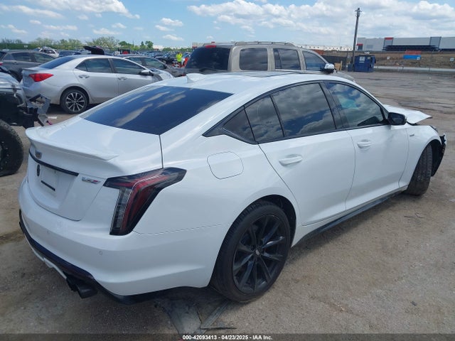 2022 CADILLAC CT5-V 1G6DR5RWXN0113816 Photo 3