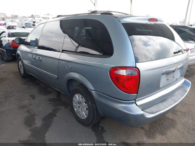 2006 CHRYSLER TOWN & COUNTRY 1A4GP44R46B609965 Photo 2