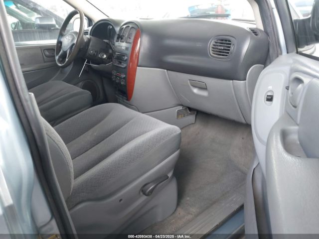 2006 CHRYSLER TOWN & COUNTRY 1A4GP44R46B609965 Photo 4