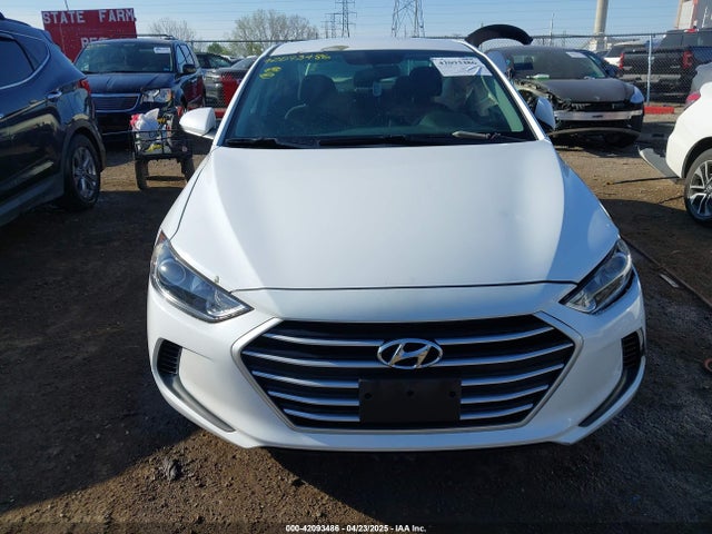 5NPD84LF9JH228617 Hyundai ELANTRA SEL