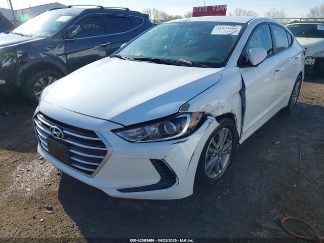 5NPD84LF9JH228617 Hyundai ELANTRA SEL