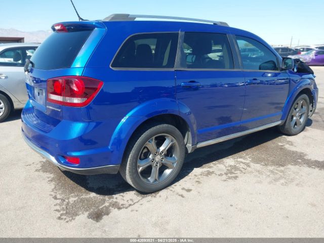 3C4PDCGG0FT639529 Dodge Journey Crossroad