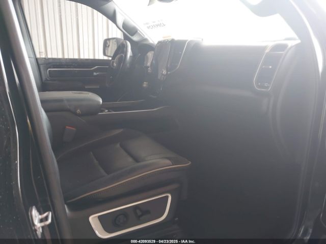 1C6SRFJTXKN612424 RAM 1500 Laramie  4x4 5'7 Box