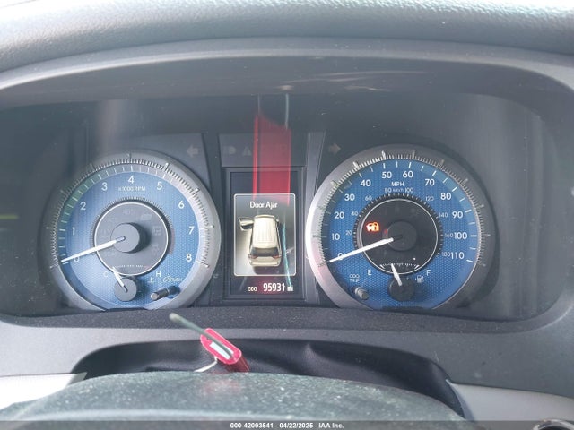 5TDYZ3DC6HS899826 Toyota Sienna Xle Premium 8 Passenger