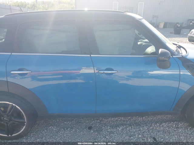 Mini Countryman Cooper S 2016 WMWZC3C58GWT10084 Image 12