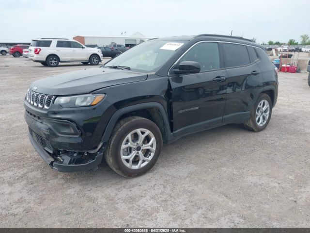 3C4NJDBN3ST561740 Jeep Compass Latitude 4x4
