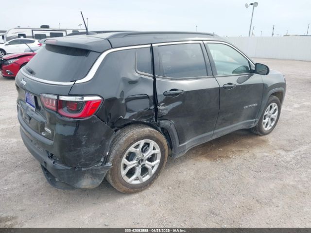 3C4NJDBN3ST561740 Jeep Compass Latitude 4x4