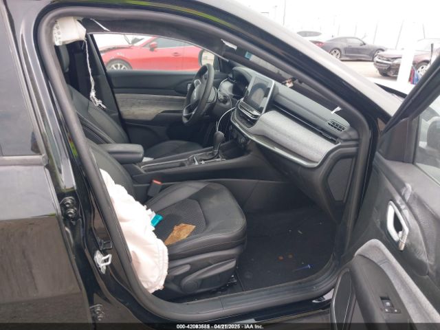 3C4NJDBN3ST561740 Jeep Compass Latitude 4x4