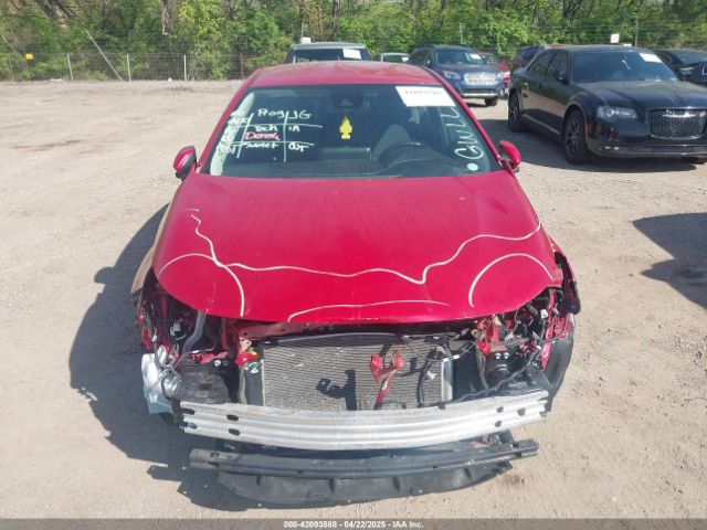 5YFEPRAEXLP073676 Toyota COROLLA LE